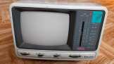 Roadstar TV-412