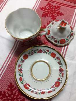 Lomoszov kakasos és virágos porcelán