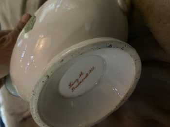 Porcelán monogram