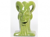 GORKA GÉZA: Faun fej Gorka Géza (Nagytapol-csány, 1894 - Nógrádverőce, 1971) Faunfej Formába préselt, zöld mázas finomfajansz. Magasság 13 cm
