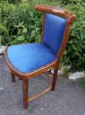4 db Thonet szék, asztal.