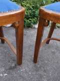 4 db Thonet szék, asztal.