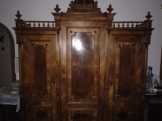 Antik szekrény