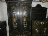 Szekrény  festett  fekete antik ónémet