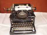 Antik Royal ablakos írógép