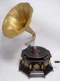 gramofon GR-6