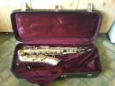 B tenor szaxofon