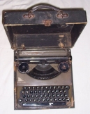 Hermes baby táska írógép ékezetes billentyüzettel