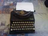 Remington táskaírógép Remington táskaírógép