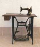 Singer EXCELLA antik varrógép, tartozékokkal eladó