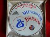 Emlékplakett 2 db