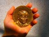 Kun Béla bronz plakett