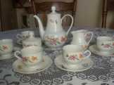 15 részes porcelán kávéskészlet 15 részes porcelán kávéskészlet