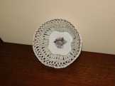 Fonott mintás, porcelán tálka eladó