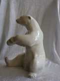 Hatalmas jegesmedve porcelán figura Hatalmas jegesmedve porcelán figura