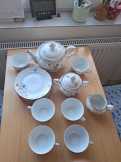 KLASSZIKUS PORCELÁN TEÁS KÉSZLET