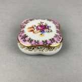 Német porcelán ékszertartó dobozka Német porcelán ékszertartó dobozka