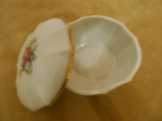 Porcelán ékszertartó