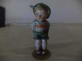 Tiroli porcelán kisfiú (Bertram) Tiroli porcelán kisfiú (Bertram)