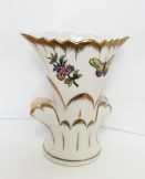Viktória mintás aranyozott Herendi porcelán váza Viktória mintás aranyozott Herendi porcelán váza