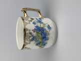 Virágos porcelán bögre Virágos porcelán bögre