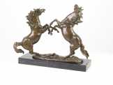 bronz lovak XT-82