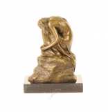 bronz szobor álmodó nő TM-24