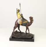 bronz szobor arab tevén BG-30