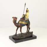 bronz szobor arab tevén BG-30