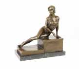bronz szobor nő JK-52