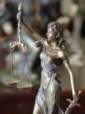 Justitia szobor