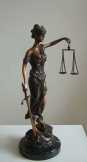 Justitia szobor 45 cm bronz