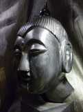 Nagy méretű régi egzóta fából készített fa Buddha
