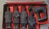 Terakotta Qin dinasztia (Teracotta Qin Dynasty)