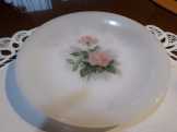 arcopal rózsa mintás süteményes tányér