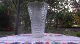 Régi nagy öntött üveg váza szép dombor mintával